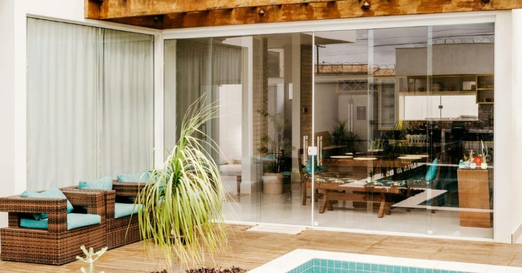 Portas de vidro em Praia Grande